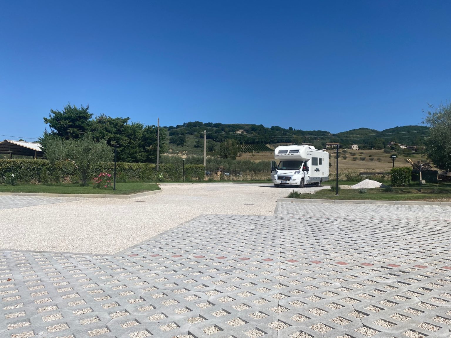 area sosta camper il poggio foto
